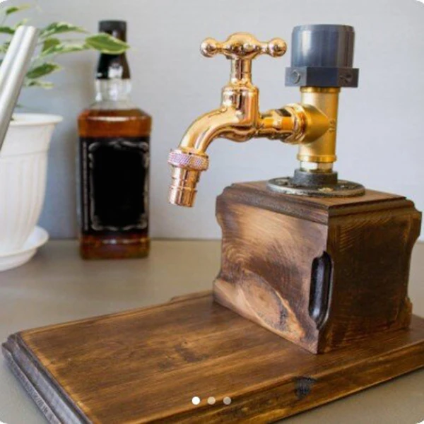 

Father's Day Liquor Alcohol Whiskey Wood Dispenser Faucet Shape for Party Dinners Bars and Beverage Stations CLH@8