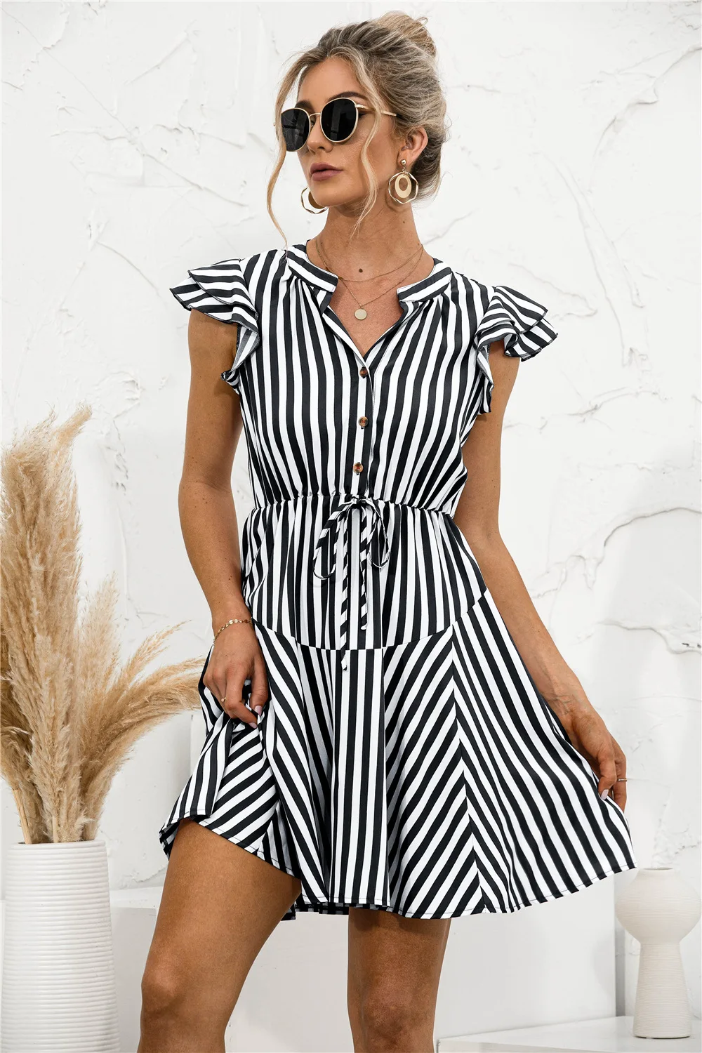 

2021 summer new fashion sexy V-neck striped button dress