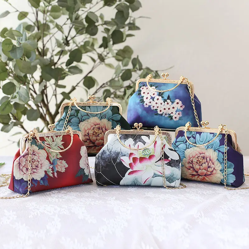 

Women Embroidery Floral Evening Bag Fashion Elegant Ladies Party Clutch Bags Chain Messenger Bags Wedding Party Bags Tote Bag