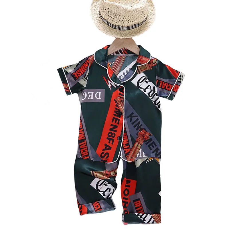 

Детская одежда для мальчиков, пижамы для девочек, комплекты летней одежды футболка с короткими рукавами и принтом, комплекты одежды из 2 пре...