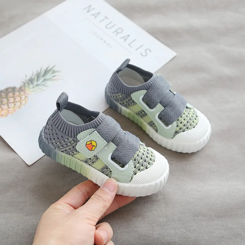 

2021 Spring Flying Woven Board Shoes for Boys and Girls Children's Soft Soled Casual Shoes with Rainbow Soles