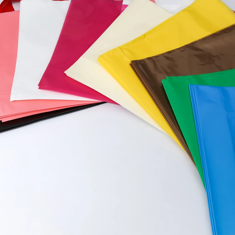 Бесплатная печать логотипа Подарочная одежда косметическая пластиковая