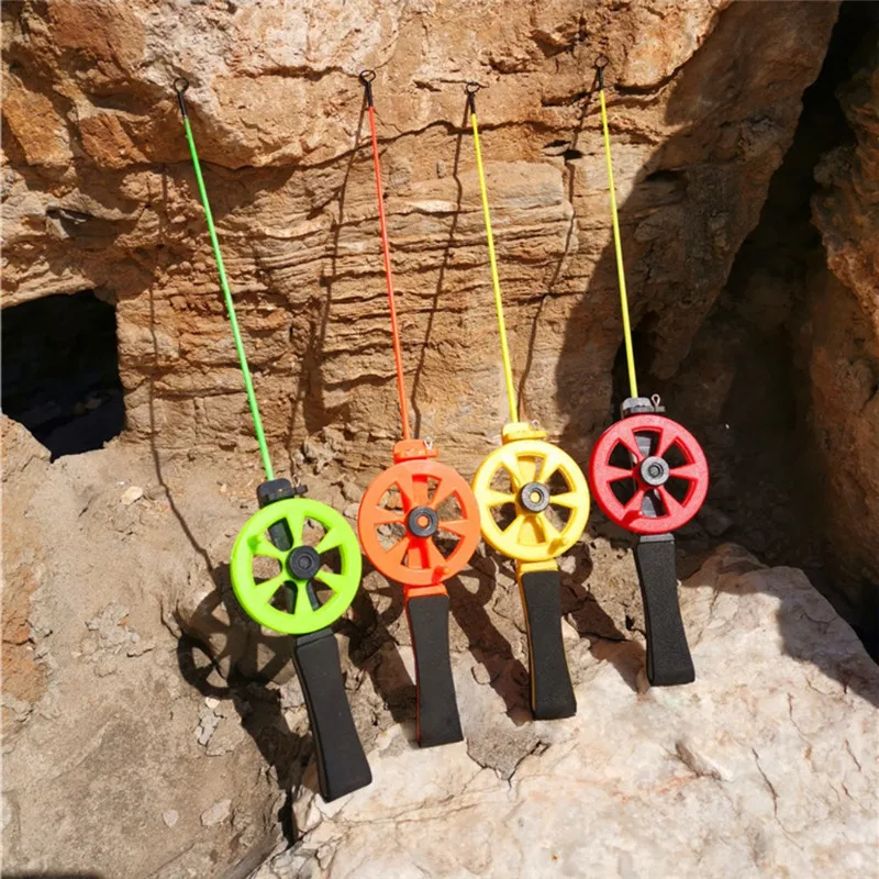 Рыболовная удочка с катушкой для зимней подледной рыбалки | Спорт и развлечения