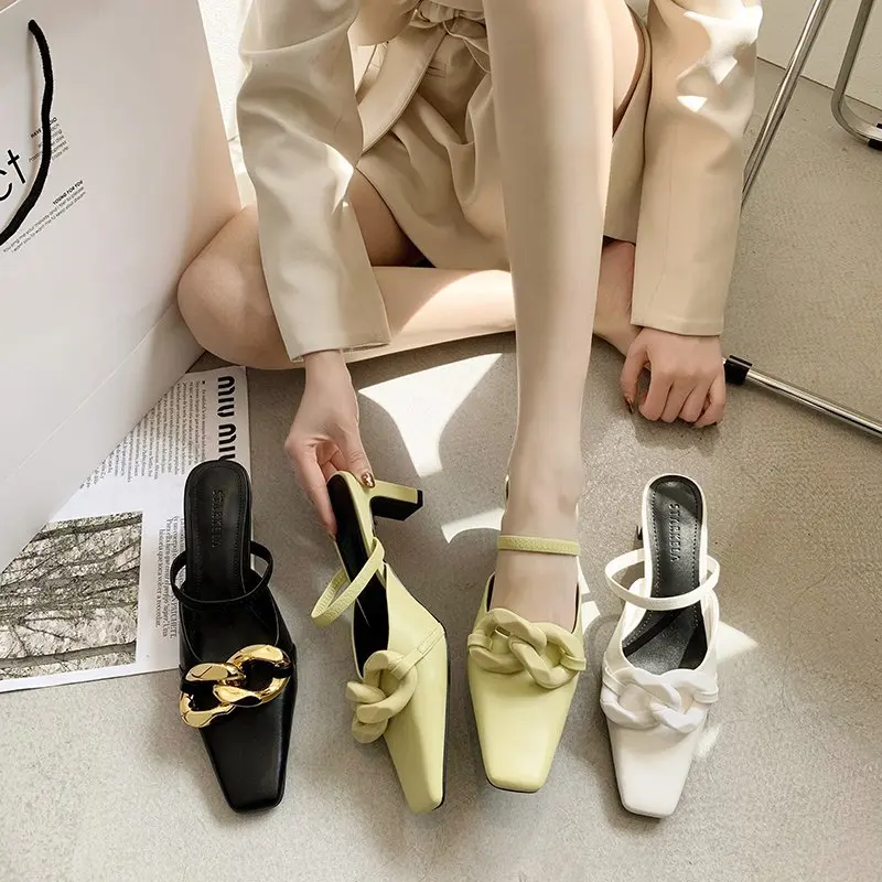 

New fashion sandal square toe metal chain with one string chunky heels with top half slippers for women to wear sandals outside