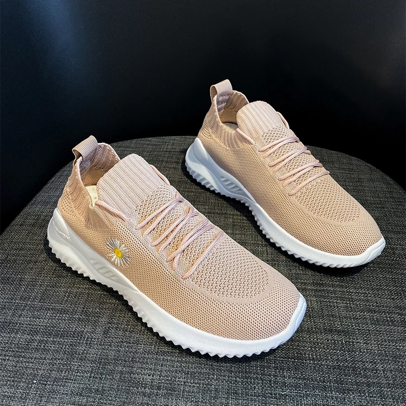 

Women Casual Shoes Fashion Breathable Walking Mesh Lace Up Flat Shoes Sneakers Women Vulcanize Shoes 2020 Tenis Feminino Shoes