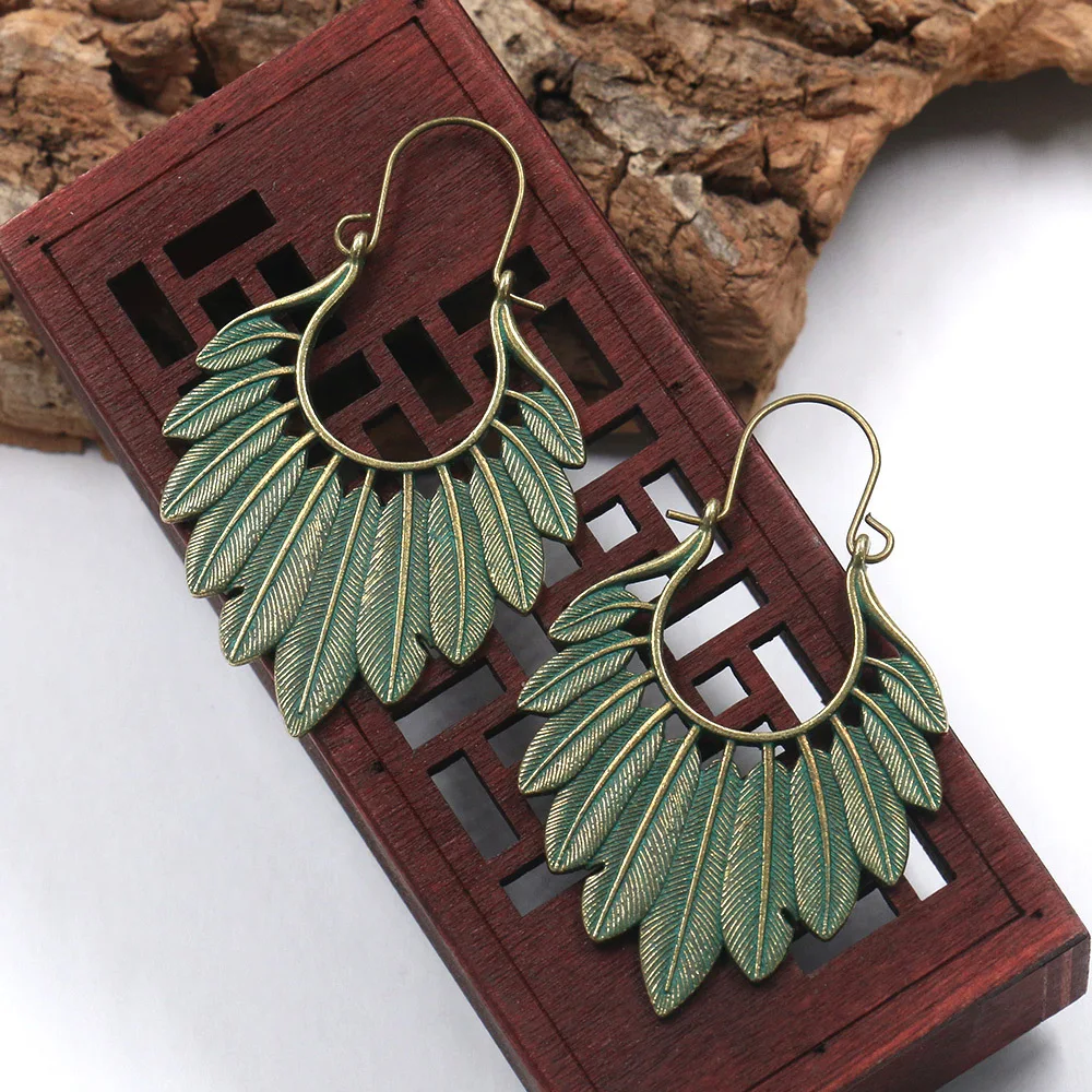 

Bohemian Ethnic Bronze Green Leaf Tassel Drop Hanging Earrings Women Statement Gypsy Jewelry Earring Femmes Pendientes Jewelry