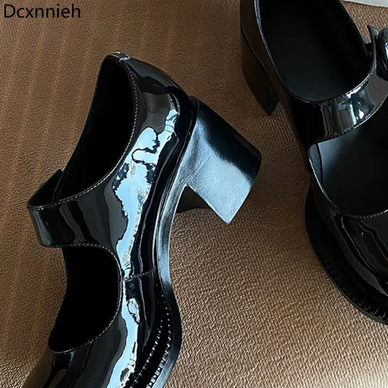 

Mary Jane Shoes 2020 Autumn Retro Thick Heel Big Round Toe Shoes Patent Leather Real Silk Single Shoes Buckle Shoes for Female