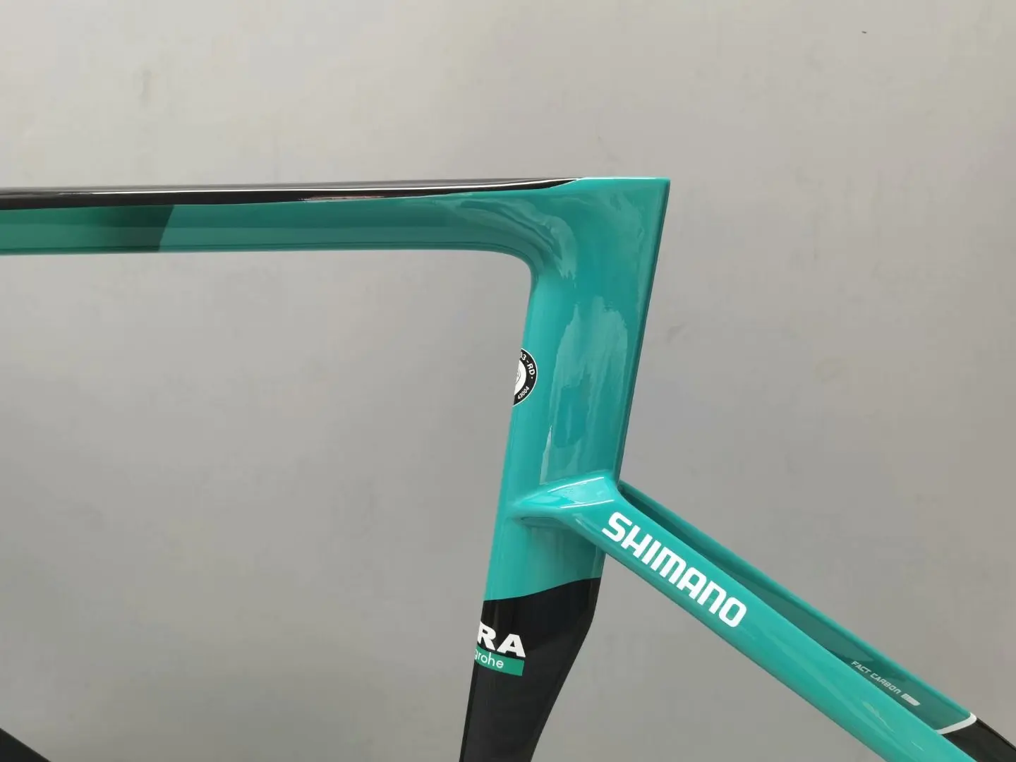 

2021 высокое качество 700c дорожный велосипед карбоновая рама сквозной оси велосипедный диск карбоновые рамы 100*12 142*12 мм Гарантия 2 yeats Лучшая це...