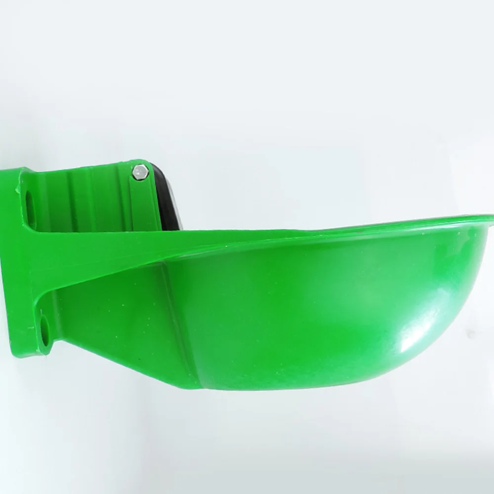 

1pc Livestock Drinking Bowl Automatic Water Fountain Livestock Waterbowl