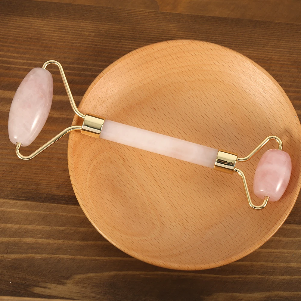 Новый розовый КВАРЦЕВЫЙ ролик массажер для похудения лица нефритовый роликовый