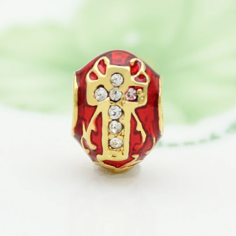 Ползунок из бисера Красного Креста эмаль Фаберже в форме яйца Шарм бусины