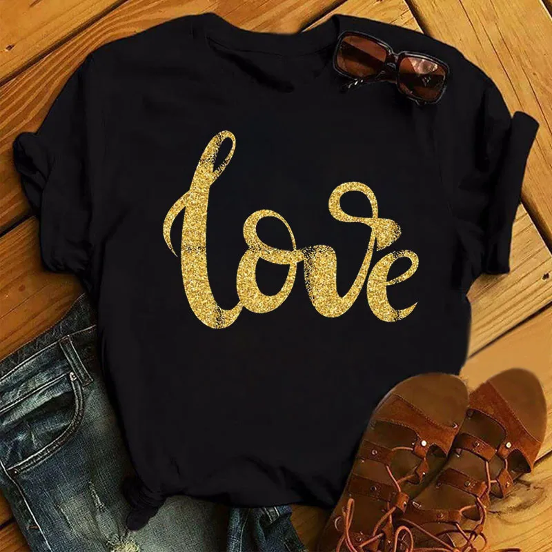 

Женская футболка с коротким рукавом, принтом и надписью «Love»
