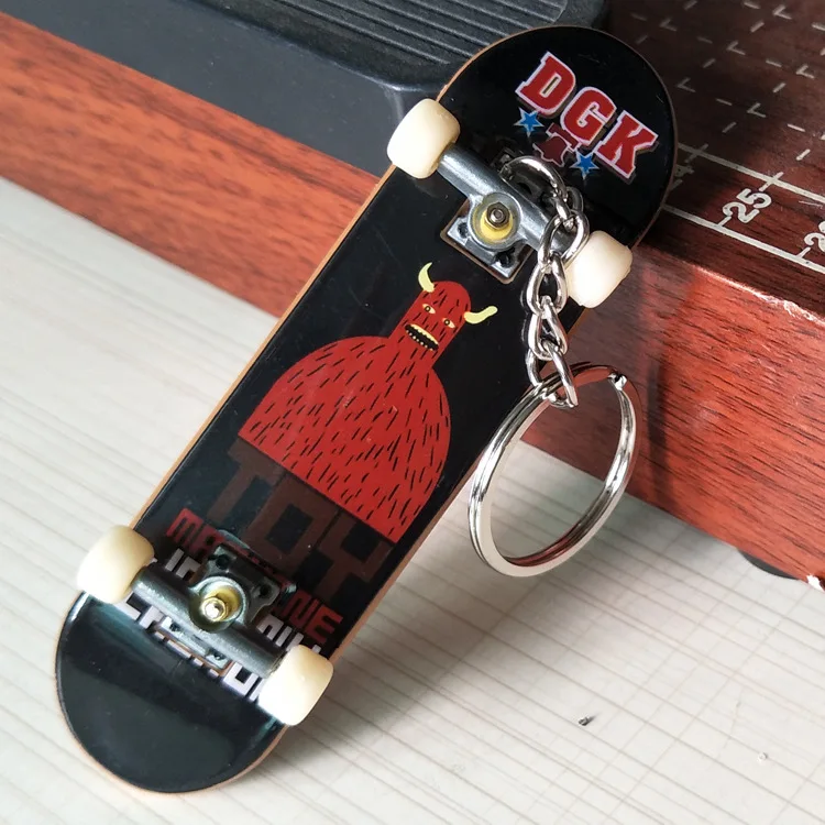 

Finger Skateboard Gift Key chains MINI Fingertip Toy Skateboard Creative Pattern Key Chain Trend Decoration Pendant Key Ring