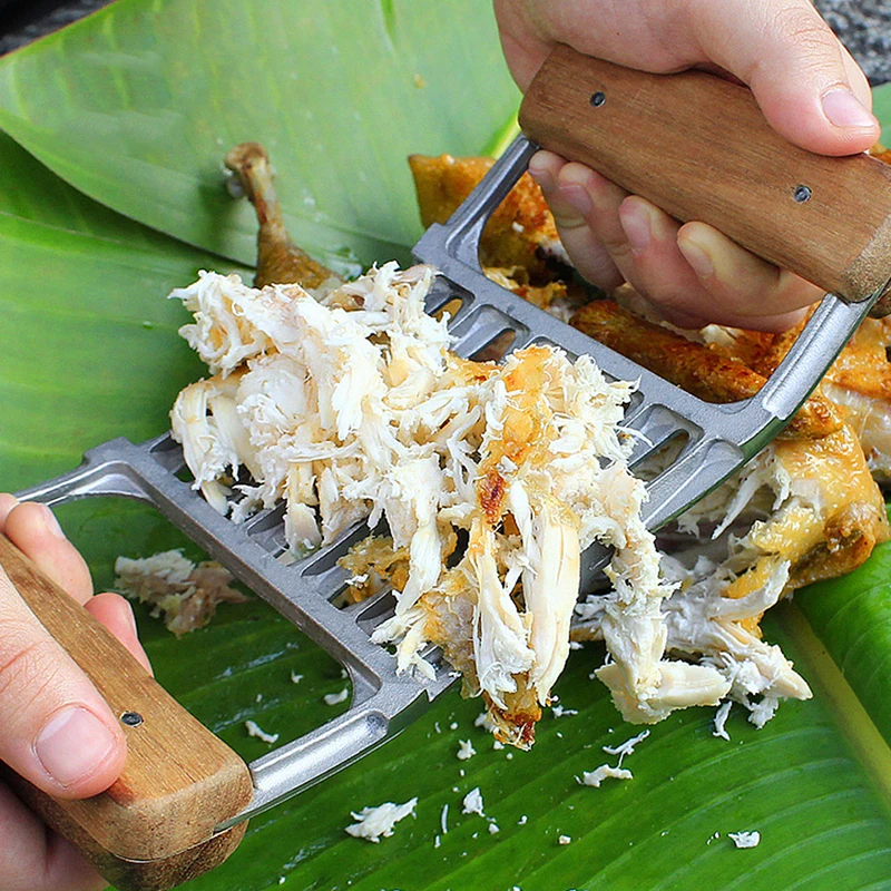 

TEENRA 2pcs BBQ Bear Claw Stainless Steel Bear Claw Wooden Handle Barbecue Fork BBQ Meats Splitter kitchen Cooking Tool
