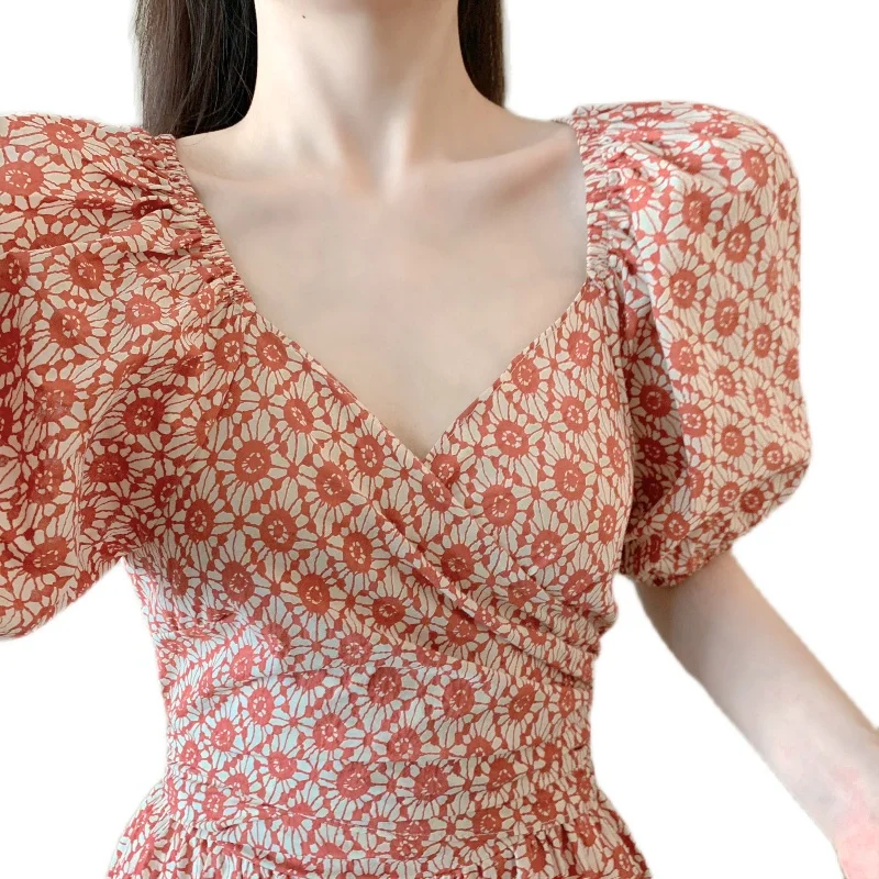 

VICONE Real court style V-neck printing care machine open back lace up bubble sleeve dress