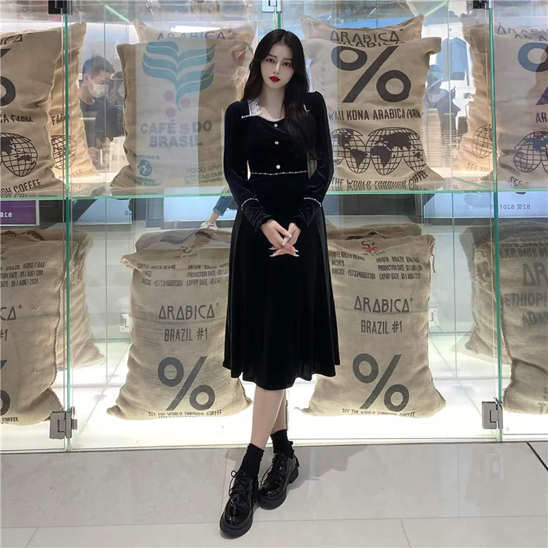 

Zoki Black Women Dress Winter Velvet Long Sleeve Plus Size Sexy Square Collar Midi Dress Elegant Fashion Autumn Party Vestidos