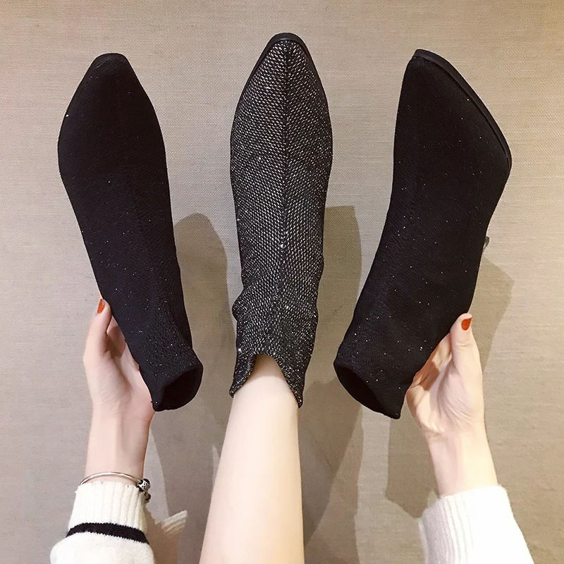 Женские ботильоны эластичные трикотажные полусапожки с ремешком на пятке