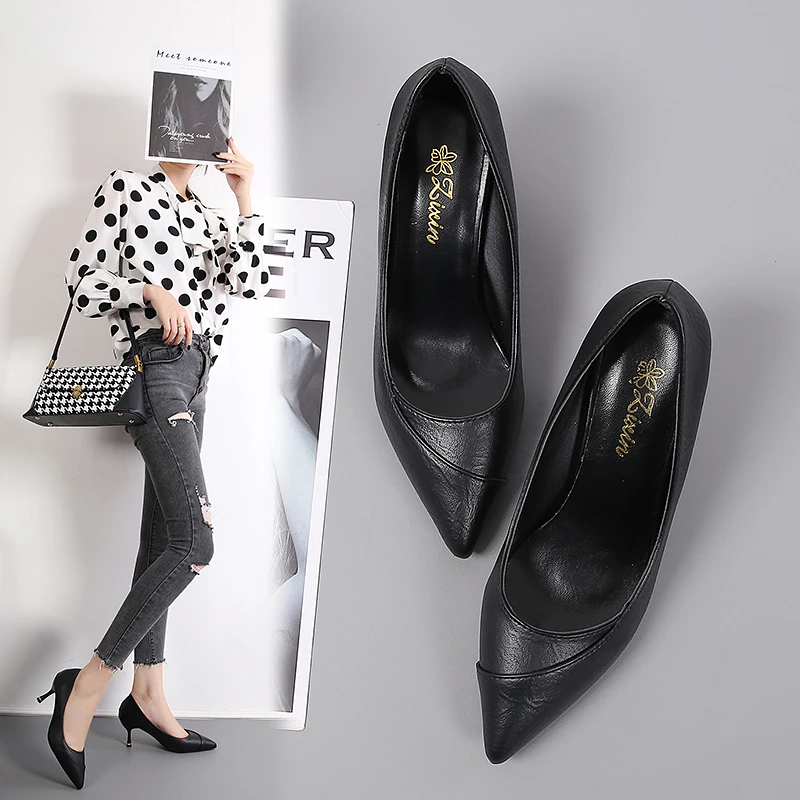 

Women's High Heels Fashion Korean Style Pointed Toe Solid Color Stilettos