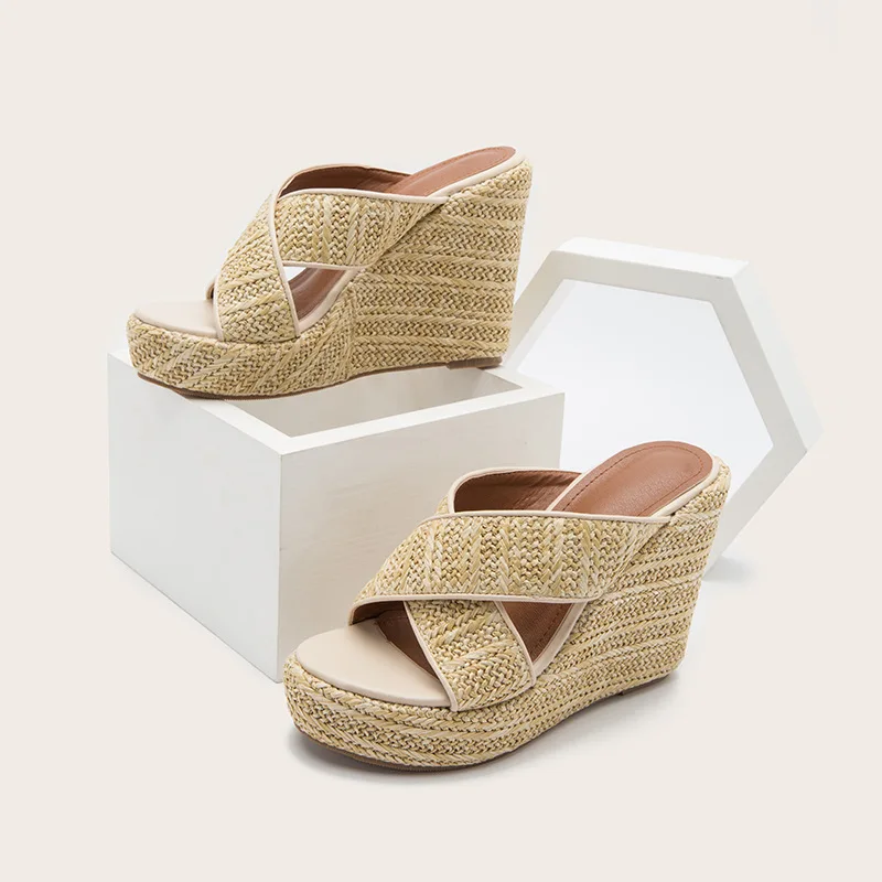 

ZGRSK 11cm Super Women High Heels Sandals Fashion Straw Large Size Female Wedge Slippers Non-slip Comfortable Ladies Sandals