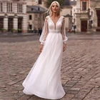Платье Свадебное ТРАПЕЦИЕВИДНОЕ с длинным рукавом, V-образным вырезом и кружевными пуговицами