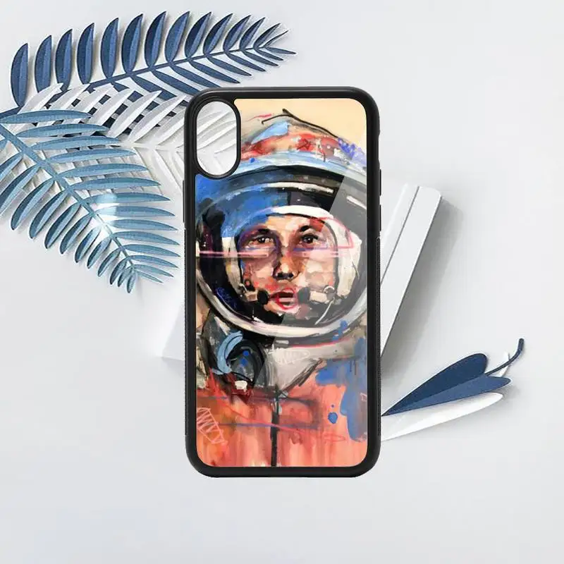 

Yuri Gagarin Space astronaut luxury Phone Case coque PC for iPhone 11 12 pro XS MAX 8 7 6 6S Plus X 5S SE 2020 XR mobile funda