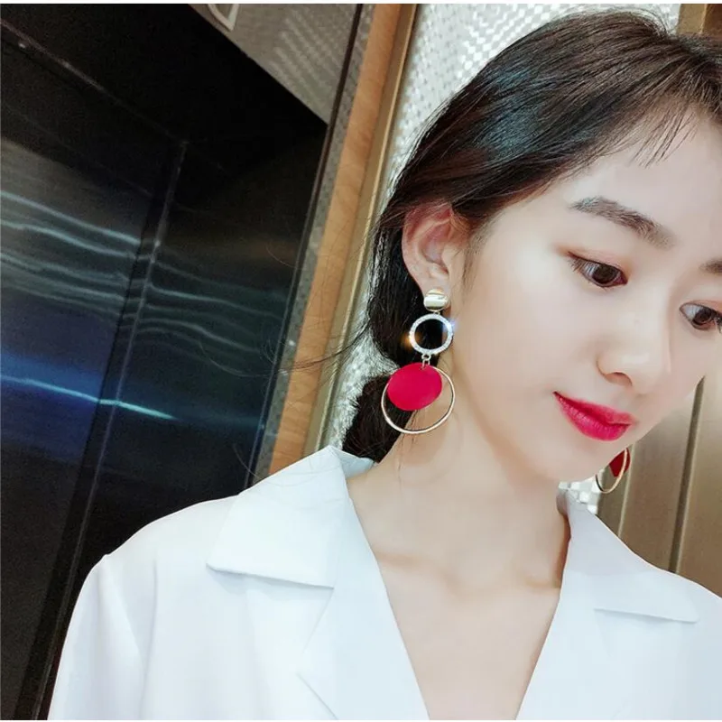 

Chain Heart Earrings for Women 2021 Pearl Star Moon Earrings Female Fashion Accesories Red Ear Rings for Girls Oorbellen Punk
