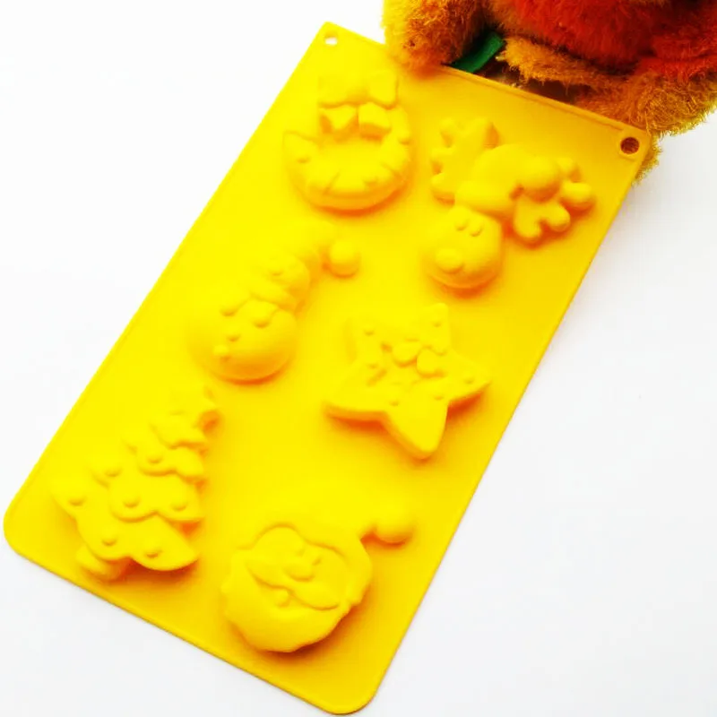 

6 Hole Christmas Silicone Mold Cake Snowman Mould Handmade Soap Molds Elk Snowman Santa Claus Bells Mould Decor Tool