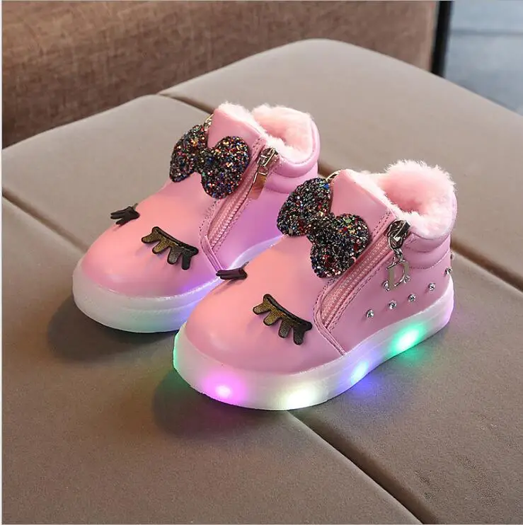 Брендовые светящиеся ботинки для девочек со светодиодной подсветкой кроссовки