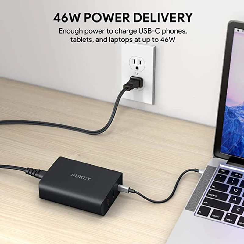 Зарядное устройство AUKEY сетевое с 3 USB-портами 74 5 Вт 46 PD 0 и 18 | Мобильные телефоны
