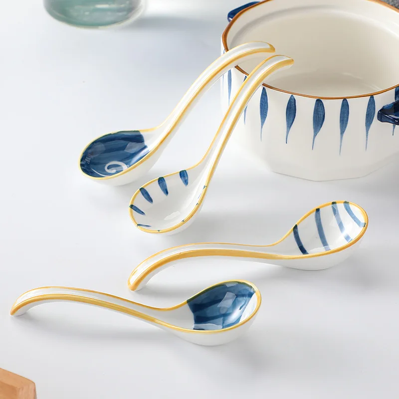 

Kitchen Long Handle Curved Spoon Korean Style Ceramics Soup Spoon Dessert Ice Cream Spoon Household Dinner Utensils wholesale