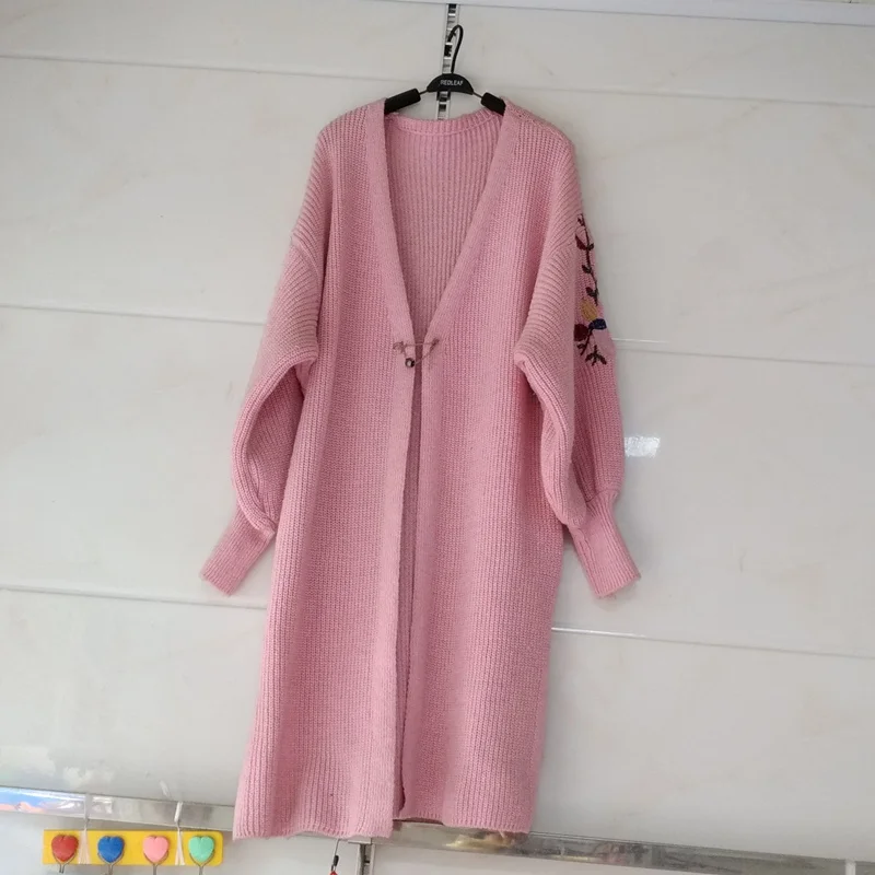 

Autumn Winter New Fashion Womens Thick Knitting Cardigan Knitted Long Sweater Female Loose Oversized Embroidery Ladies Cardigans