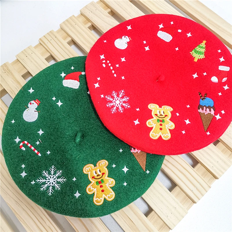 

2020 New Winter Christmas Beret Women Hand-Made Embroidery Holiday Christmas Hats Lovely Autumn Painter Beanie Hat Hot Selling