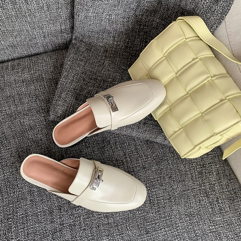 

TOTOMELA , , , -, , 2020