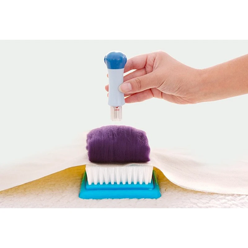 

MIUSIE 1Pcs 2 Size Felting Needle Mat Wool Felt Background Brush Embroidery Sewing Crafts Felting Needle Felted Wool Rug Brush
