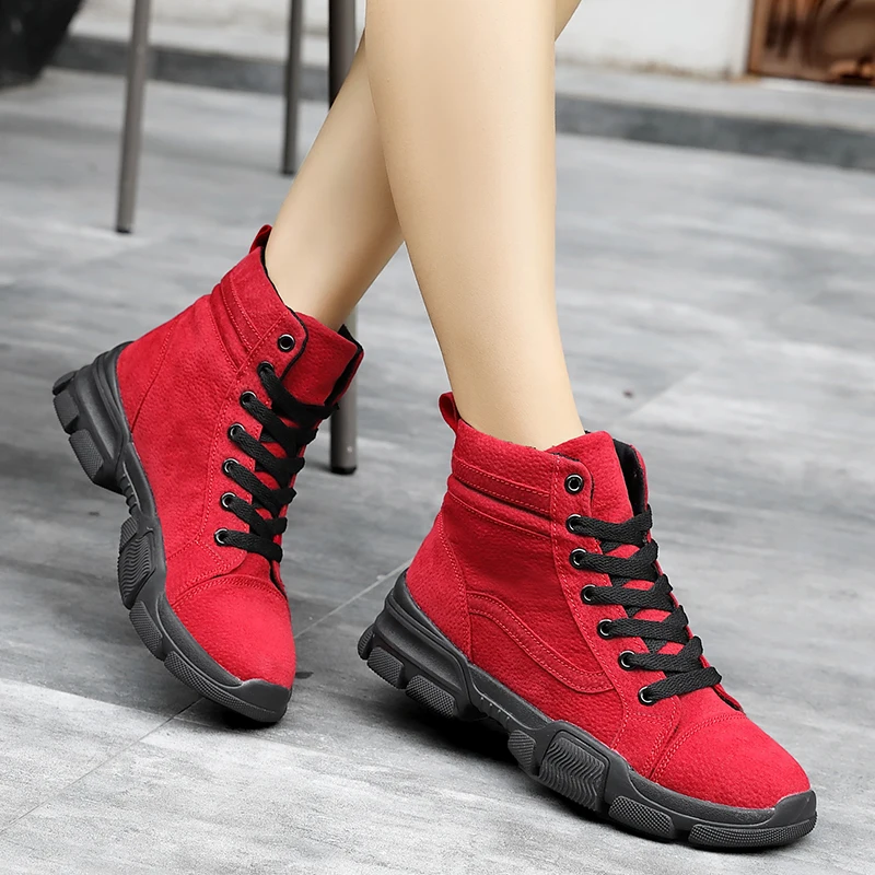 Зимние теплые плюшевые женские ботинки новейшая модель Модные нескользящие