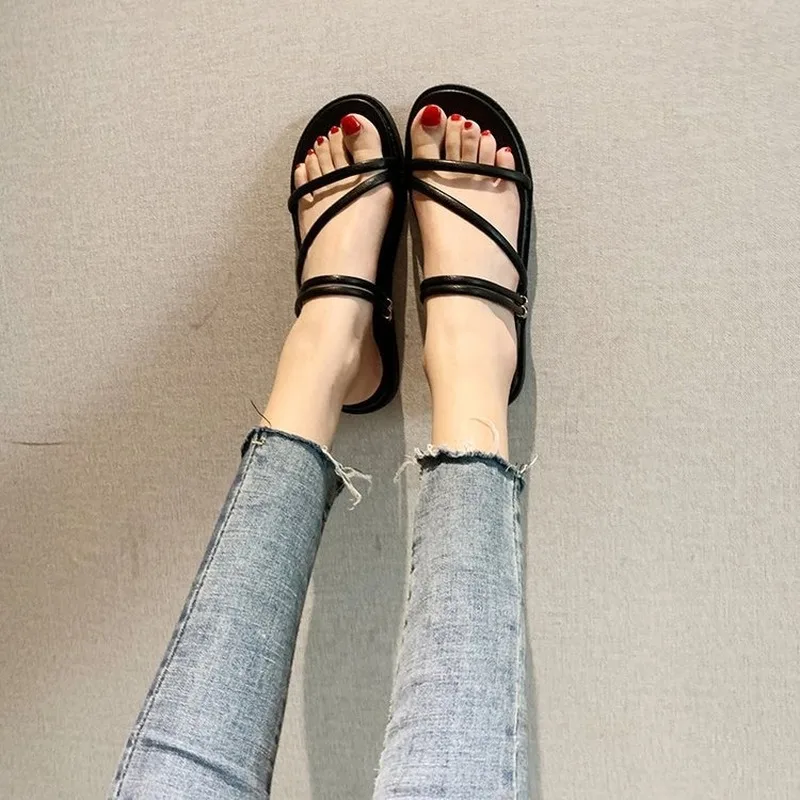 

Sandals Female 020 Summer New Sandals Fashion Wild Two Wear Flat Sandals Student Roman Women's Shoes
