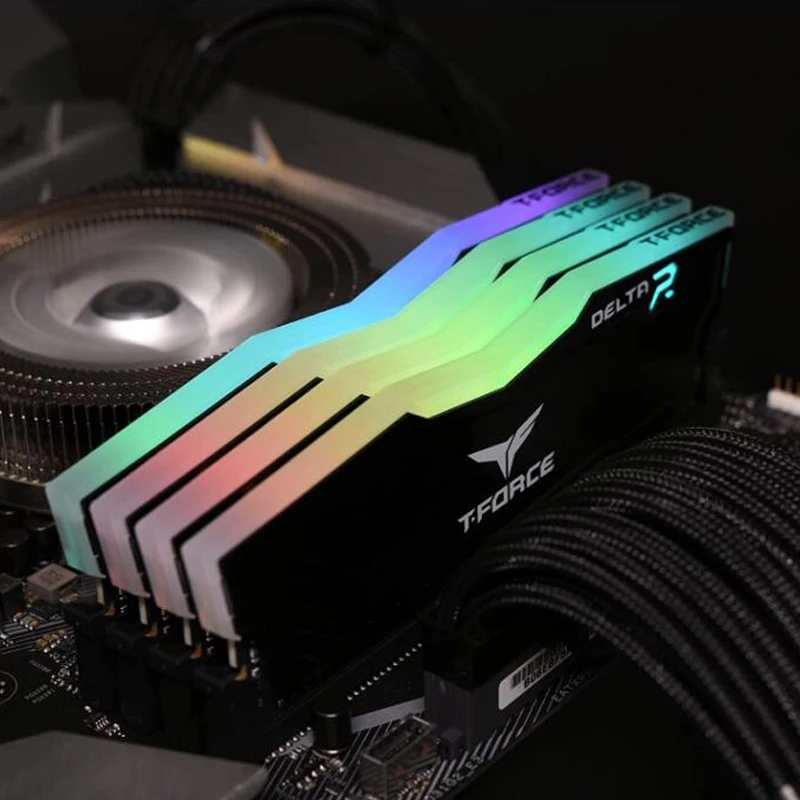 

Модуль памяти для настольного компьютера TEAMGROUP T-Force Delta RGB DDR4 16 Гб (2x8 ГБ) 3200 МГц (PC4-25600) CL16, оперативная память TF3D416G3200HC16CDC01