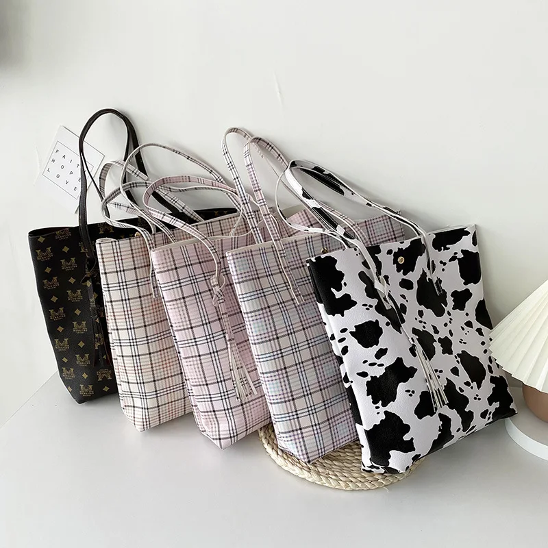 

2021 New Cow Prints Pu Leather Large Capacity Tote Bag Fashion Plaid Striped Tassel Shoulder Handbag Top Handle Women's Shopper