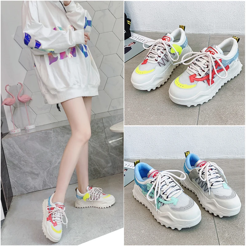 Женские кроссовки со шнуровкой сетчатые смешанных цветов на платформе