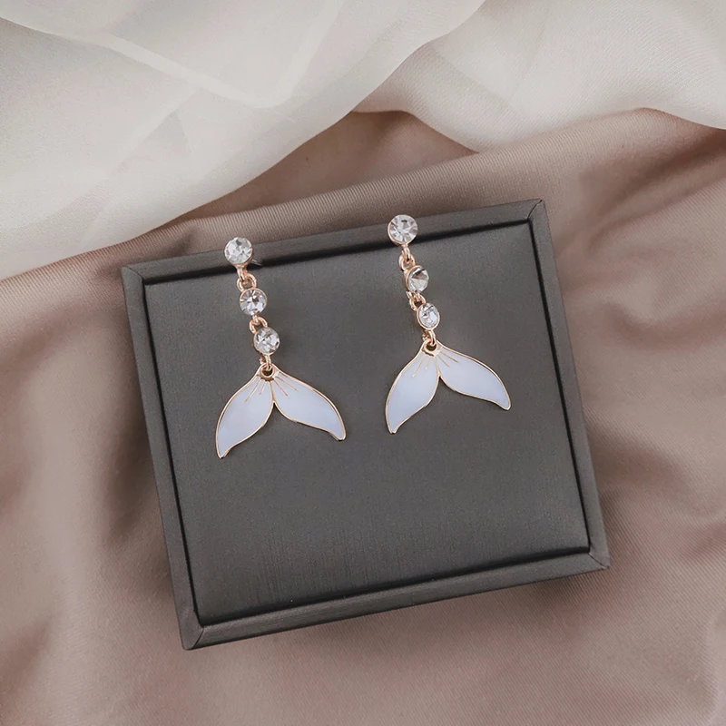 

Rhinestone Mermaid Tail Fishtail Dangle Earrings Temperament Crystal Fishtail Earrings For Women Elegant Jewelry