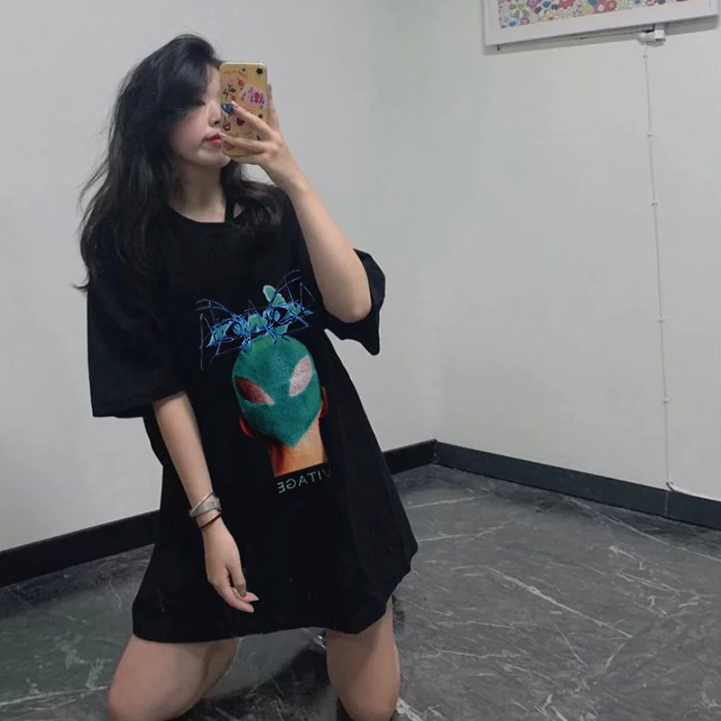

High Street Retro Green Fly Head Print Loose Cotton Tshirts Mens and Womens Short SleeveOversize Summer T-shirt Hip Hop Tees
