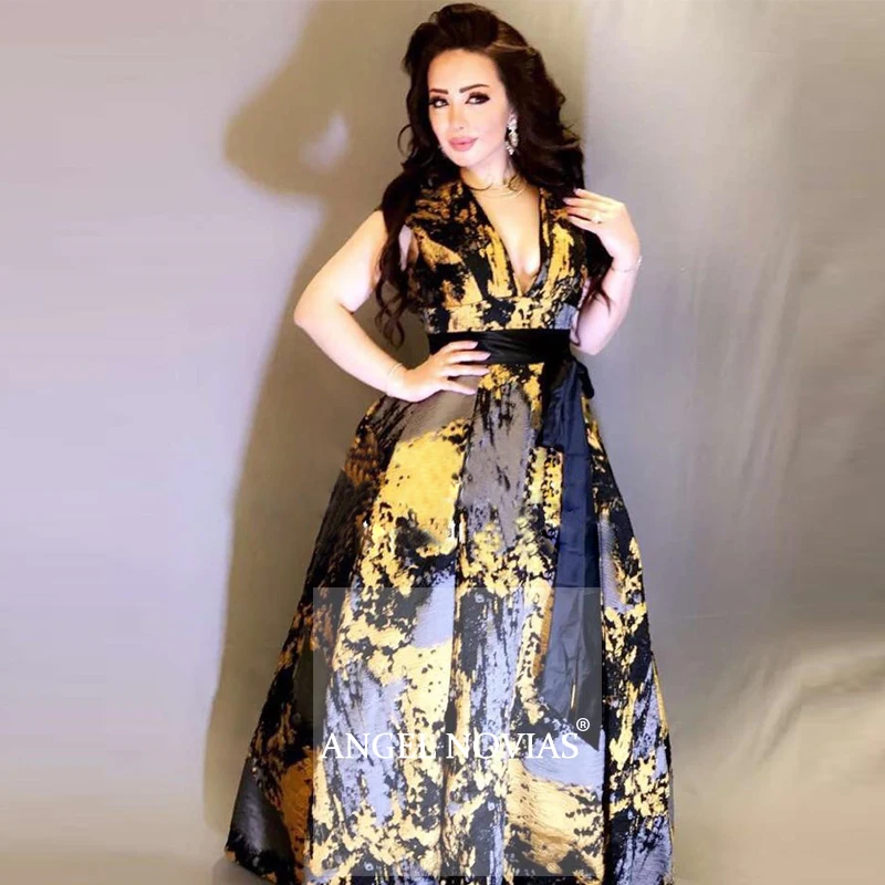 

Long Women Elegant Arabic Evening Dress 2020 Lace Up Saudi Arabia Dubai Moroccan Formal Prom Party Gowns