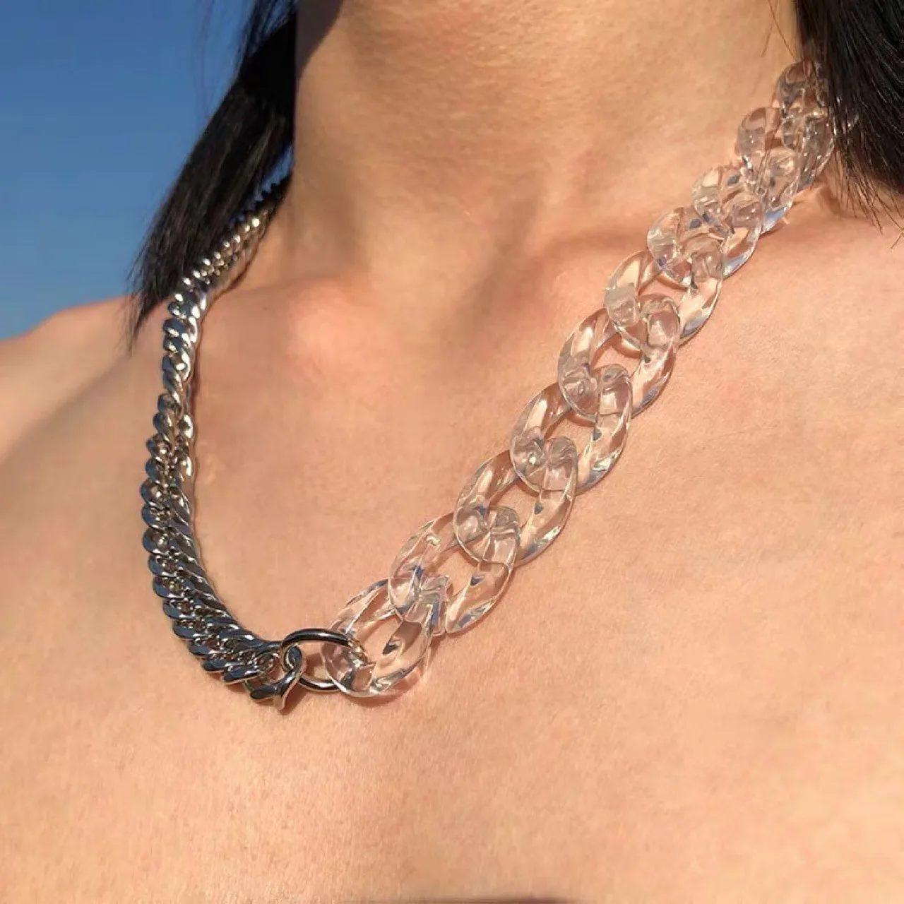 

2021 Trendy Exaggerate Thick Chain Female Necklaces Resin Black White Stitching Hip hop Chain Jewelry For Women Men Necklaces