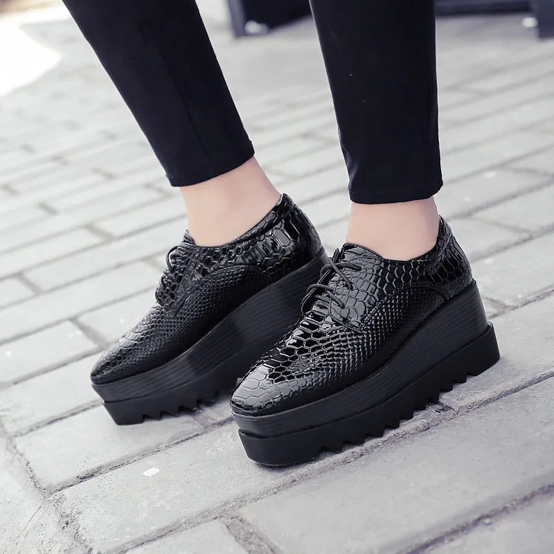 COWCOM/лакированные туфли на рифленой подошве Женская обувь с квадратным носком