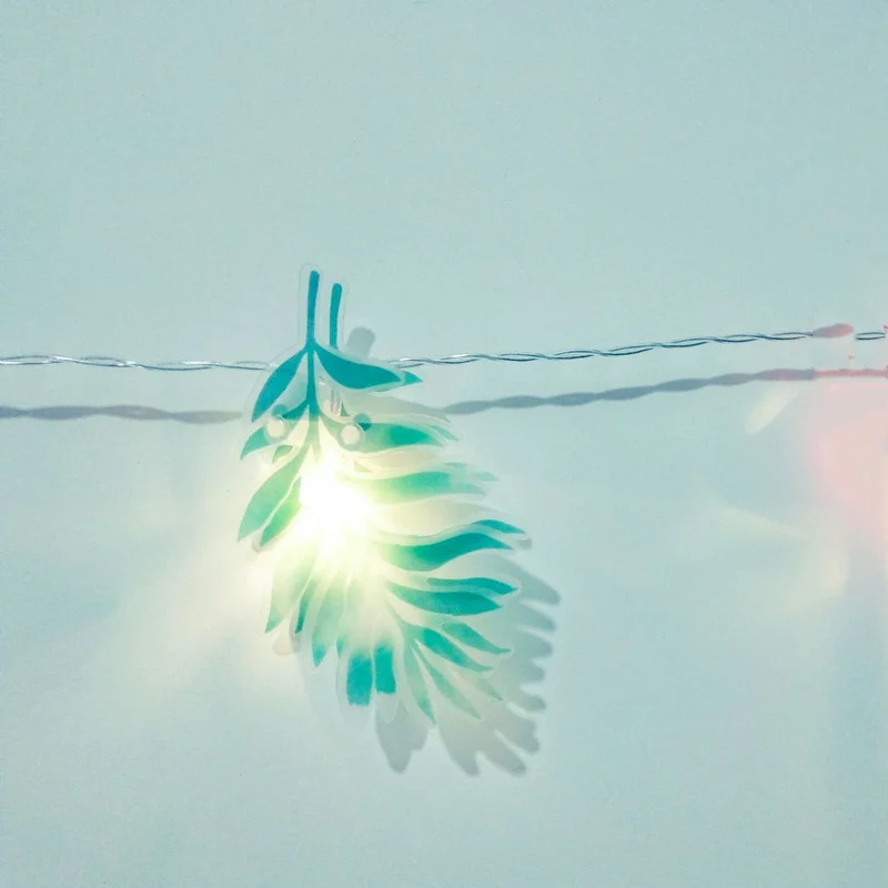 

Leaves LED String Lights Simple Leds Light for Child Bedroom Wall Decoration Battery Power Fashion Home Decors Guirnalda Luces