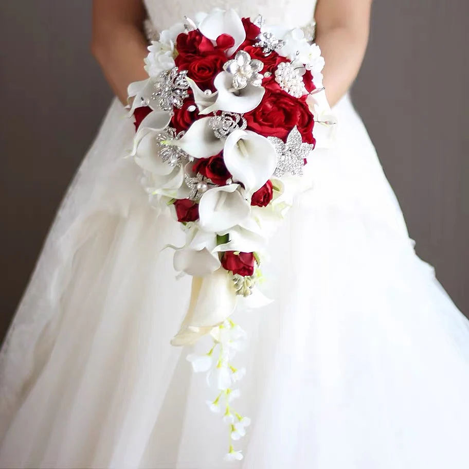 

2021 Waterfall Red Wedding Flowers Bridal Bouquets Artificial Pearls Crystal Wedding Bouquets Bouquet De Mariage Rose