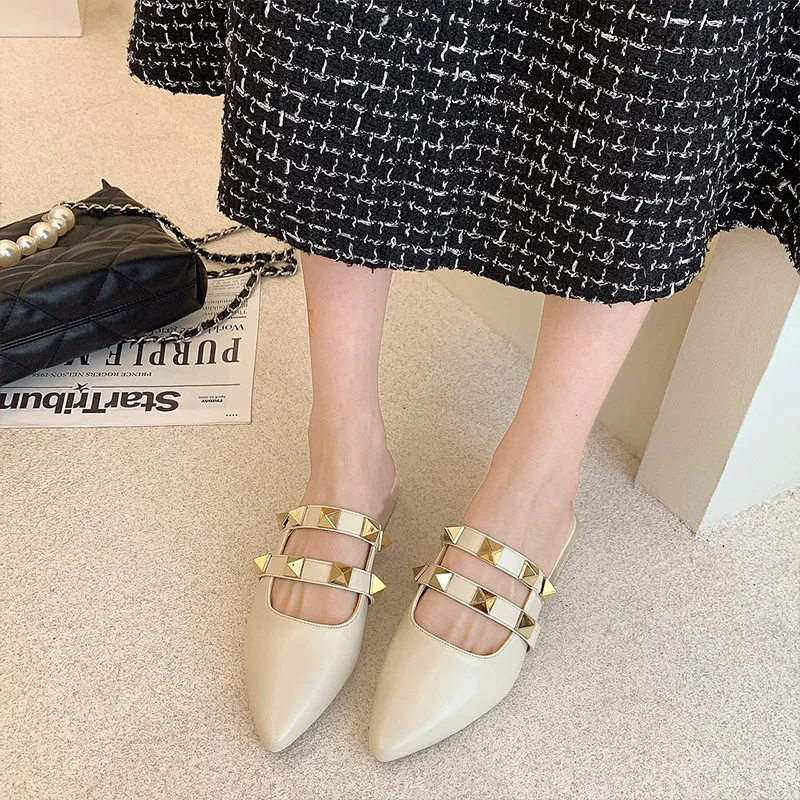 

Low Shoes Cover Toe Womens Slippers Outdoor Slides Fashion Pantofle Loafers Luxury 2021 PU Microfiber Hoof Heels Bonded Leather