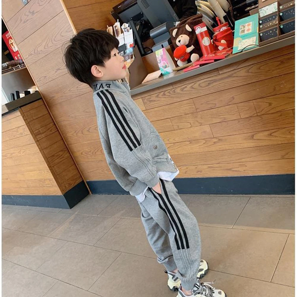 

Spring and autumn new fashion children's fashion brand