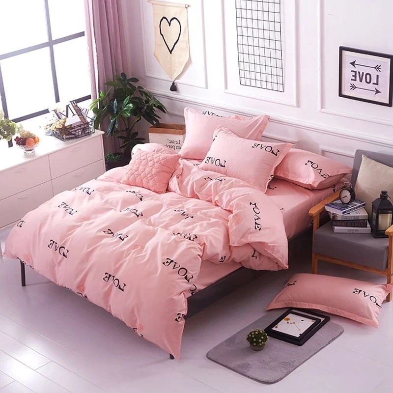 Комплект постельного белья из 3/4 предметов пододеяльник с розовыми сердечками и