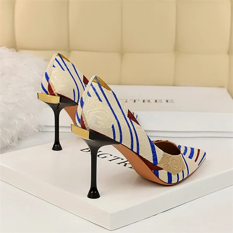 2020 Весна роскошные женские дизайнерские замшевые высокие ботинки на каблуках из